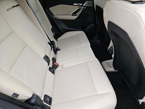 Used 2025 BMW X1 xDrive28i w/ Premium Package image 19