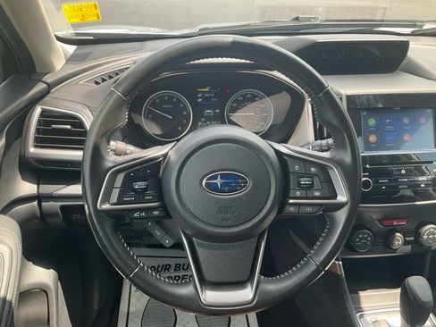 Used 2023 Subaru Forester Premium AWD/4WD image 23