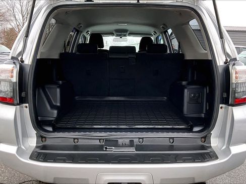 Used 2015 Toyota 4Runner SR5 image 29