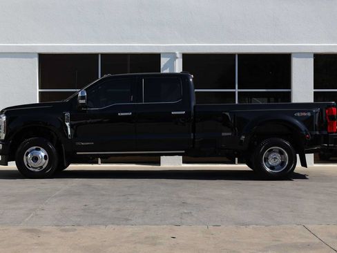 Used 2024 Ford F350 Platinum AWD/4WD image 12