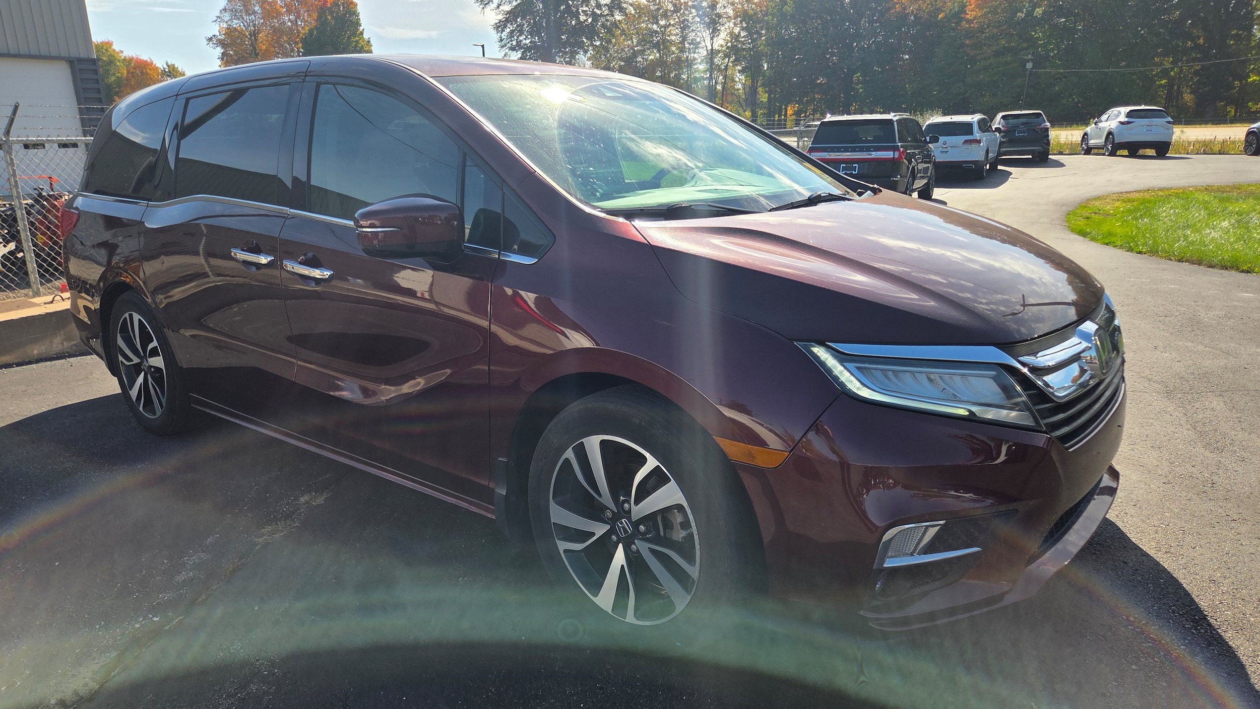 Used 2020 Honda Odyssey Elite image 3