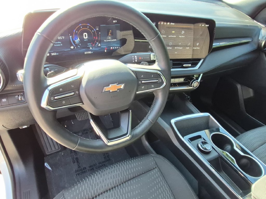 Used 2026 Chevrolet Equinox LT FWD image 12