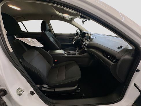 Used 2024 Nissan Sentra SV image 31