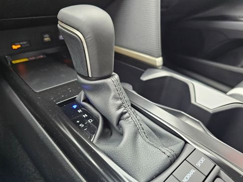 New 2026 Toyota Camry SE image 36