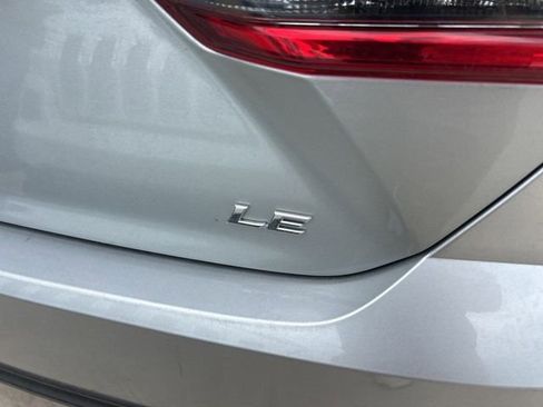 Used 2025 Toyota Camry LE image 4