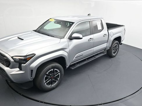 Used 2024 Toyota Tacoma TRD Sport w/ TRD Sport Upgrade Package AWD/4WD image 26