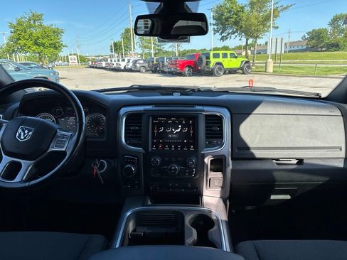 Used 2022 RAM 1500 Classic Warlock w/ Ceramic Grey Warlock Package AWD/4WD image 3