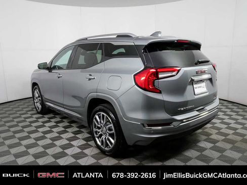 Used 2024 GMC Terrain Denali w/ Denali Premium Package AWD/4WD image 29