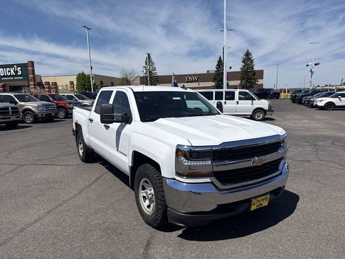 Used 2017 Chevrolet Silverado 1500 W/T w/ WT Convenience Package AWD/4WD image 4