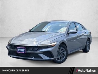 Used 2025 Hyundai Elantra Hybrid FWD video 1