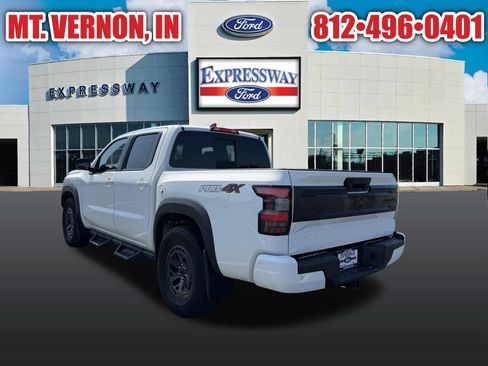 Used 2025 Nissan Frontier PRO-4X w/ Pro Convenience Package AWD/4WD image 8