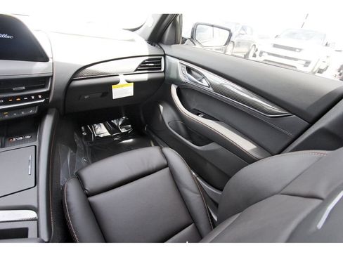 New 2026 Cadillac CT5 Sport w/ Technology Package RWD image 10