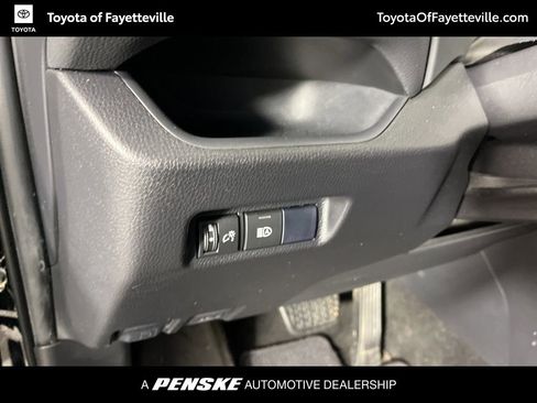 Used 2019 Toyota RAV4 LE image 25