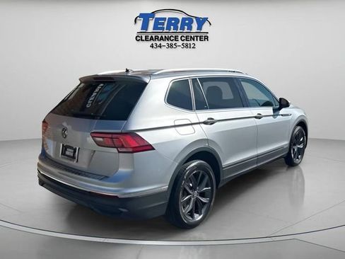 Used 2023 Volkswagen Tiguan SE FWD image 4