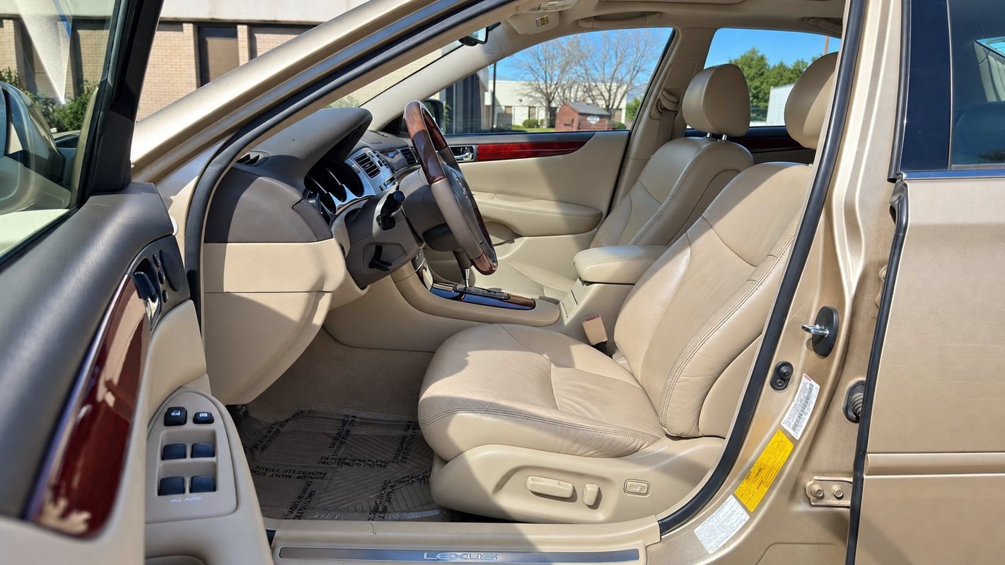Used 2002 Lexus ES 330 FWD image 10