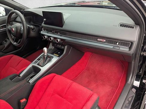 Used 2025 Honda Civic Type R image 18