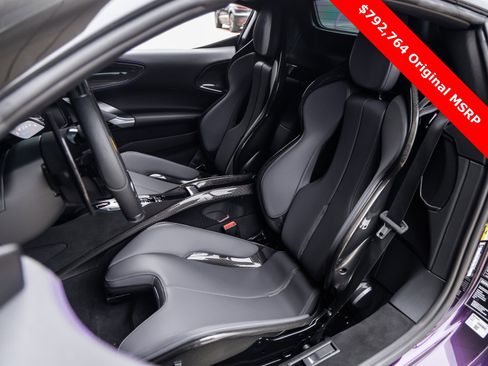 Used 2025 Ferrari SF90 Spider image 35