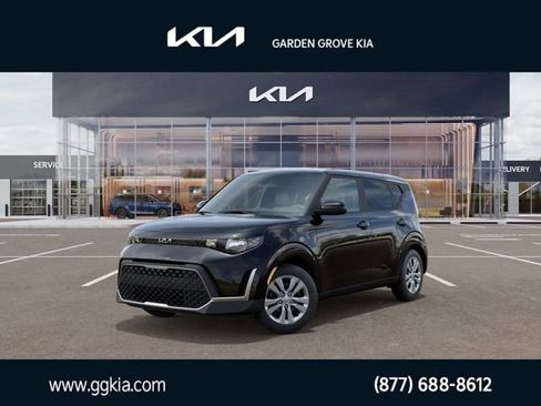 New 2025 Kia Soul LX image 1