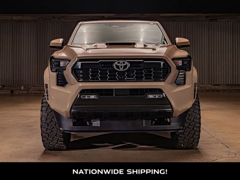 Used 2026 Toyota Tacoma TRD Sport AWD/4WD image 4