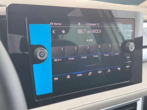 New 2026 Volkswagen Taos SE image 34