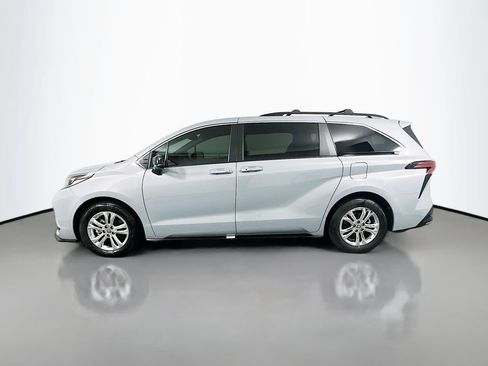 Certified 2023 Toyota Sienna XSE w/ XSE Plus Package AWD/4WD image 8