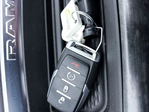 Used 2024 RAM 1500 Big Horn image 18