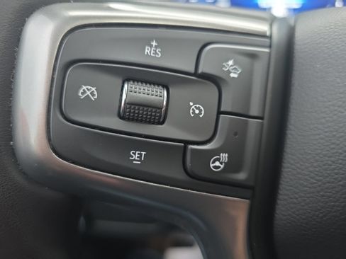 Used 2024 Chevrolet Tahoe Z71 w/ Luxury Package AWD/4WD image 36