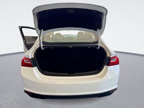 Used 2023 Chevrolet Malibu LT image 23