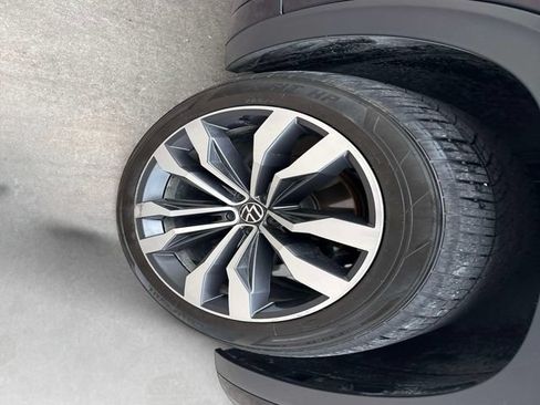 Used 2021 Volkswagen Atlas Cross Sport SEL Premium R-Line AWD/4WD image 10