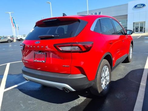 Used 2024 Ford Escape Active AWD/4WD image 9