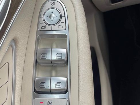 Used 2021 Mercedes-Benz GLC 300 image 27