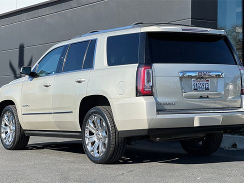 Used 2016 GMC Yukon Denali w/ Open Road Package image 8