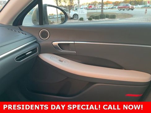 Used 2023 Hyundai Sonata SEL w/ Cargo Package image 27