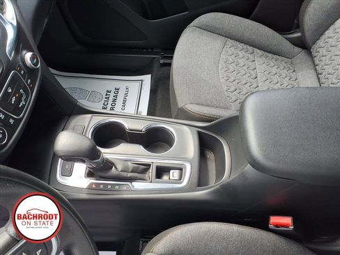 Used 2023 Chevrolet Equinox LT AWD/4WD image 14