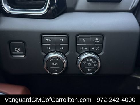 New 2026 GMC Sierra 2500 Denali Ultimate AWD/4WD image 19