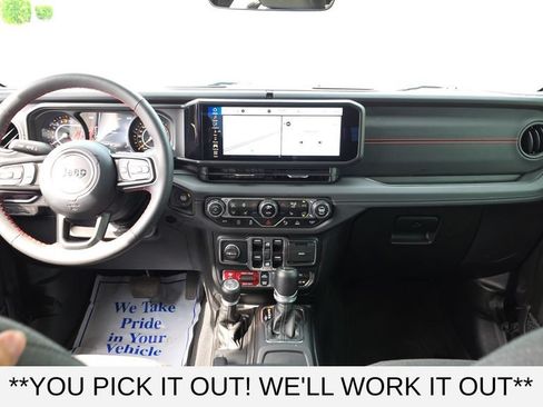 Used 2024 Jeep Gladiator Rubicon w/ Technology Group AWD/4WD image 26