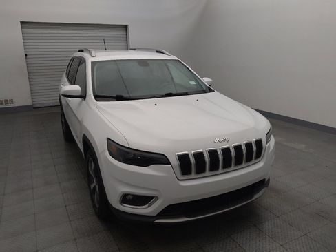 Used 2019 Jeep Cherokee Limited FWD image 14