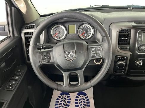 Used 2018 RAM 1500 Express w/ Express Value Package AWD/4WD image 15