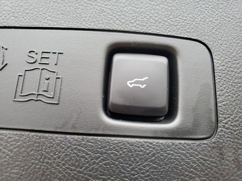 Used 2022 Lincoln Corsair Reserve image 34