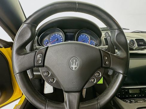 Used 2018 Maserati GranTurismo Convertible image 12