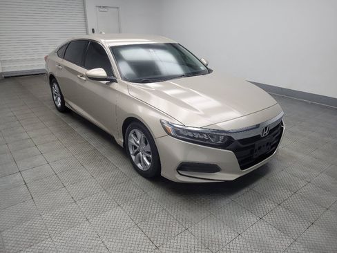 Used 2019 Honda Accord LX image 11