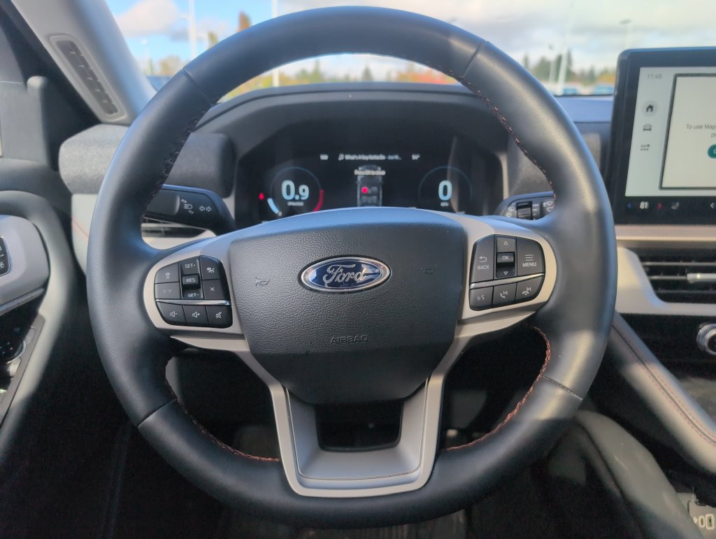 Certified 2025 Ford Explorer Active AWD/4WD image 22