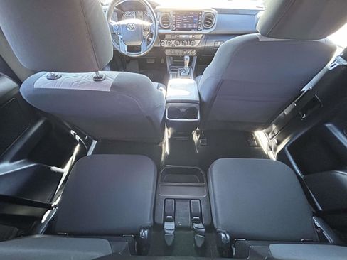 Used 2022 Toyota Tacoma TRD Sport w/ TRD Premium Sport Package image 18