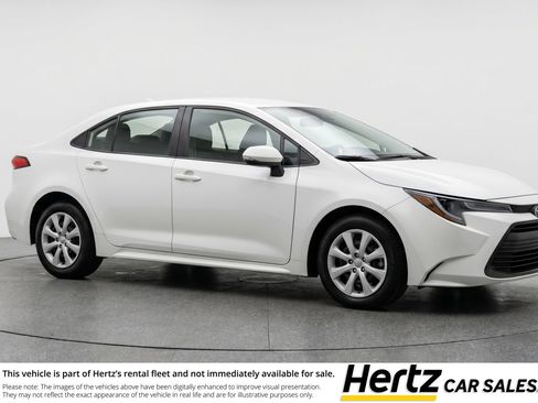 Used 2025 Toyota Corolla LE FWD image 1