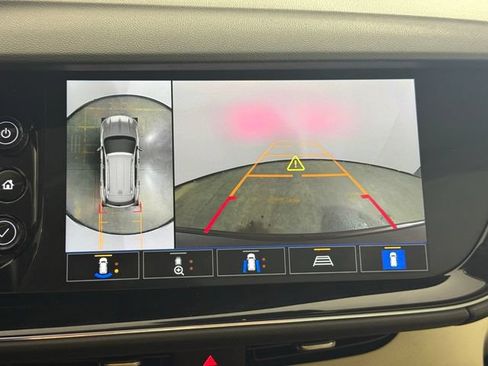Used 2023 Buick Envision Avenir FWD image 42