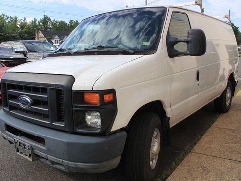 Used 2012 Ford E-250 and Econoline 250 image 5