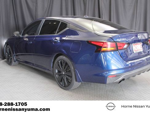 Used 2021 Nissan Altima 2.0 SR FWD image 15