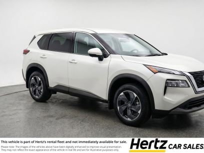 Used 2025 Nissan Rogue SV