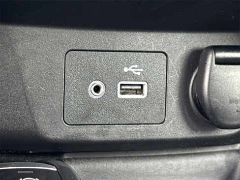 Certified 2020 Nissan Rogue SL image 39