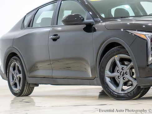 Used 2025 Kia K4 FWD image 4